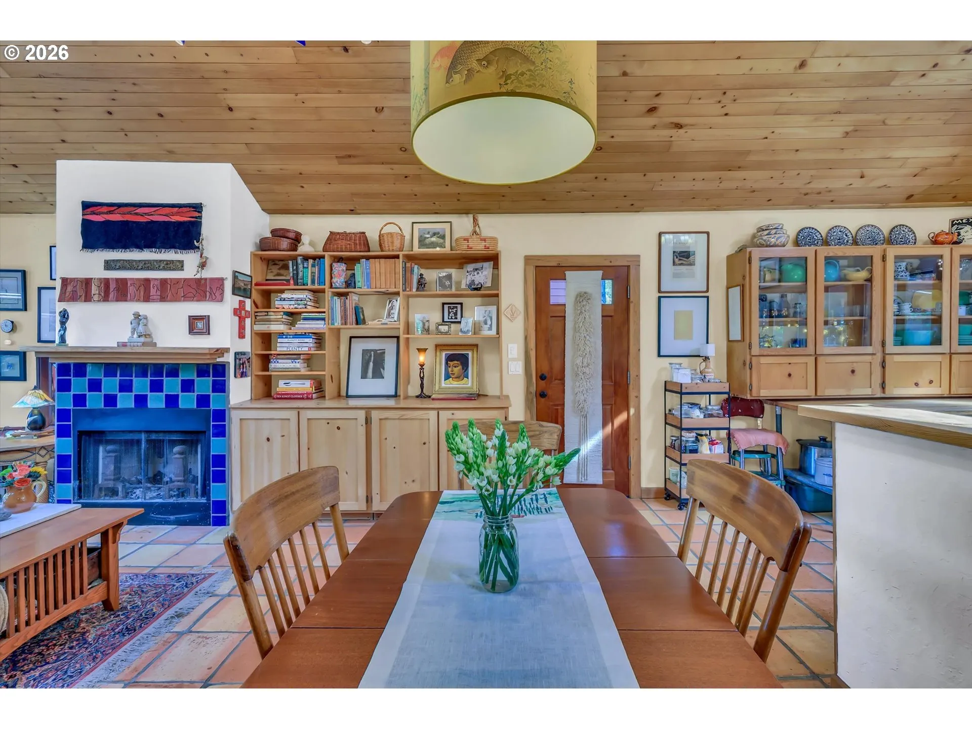 Dining Room-Vaulted Ceilings