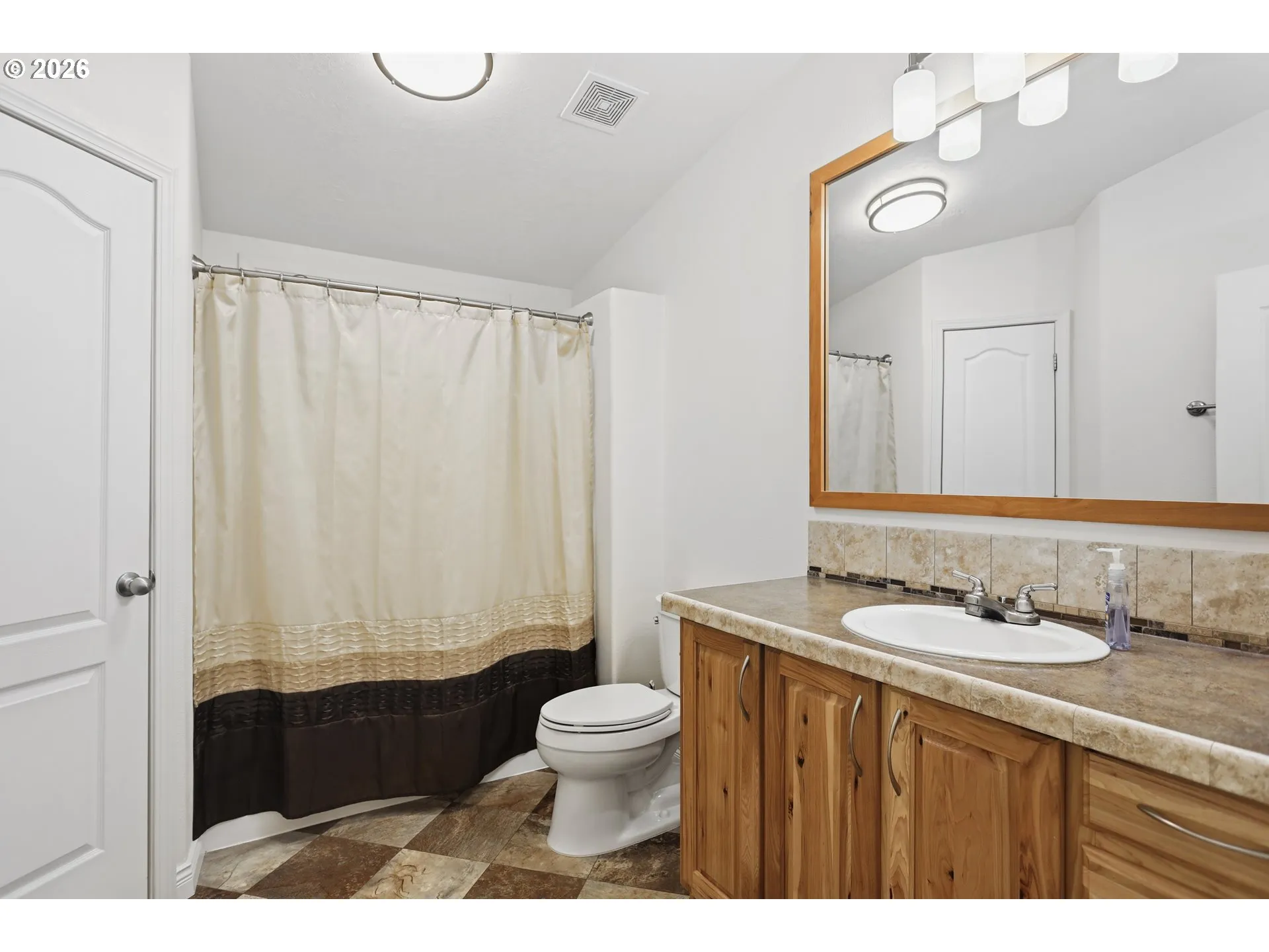 Bathroom-Hall