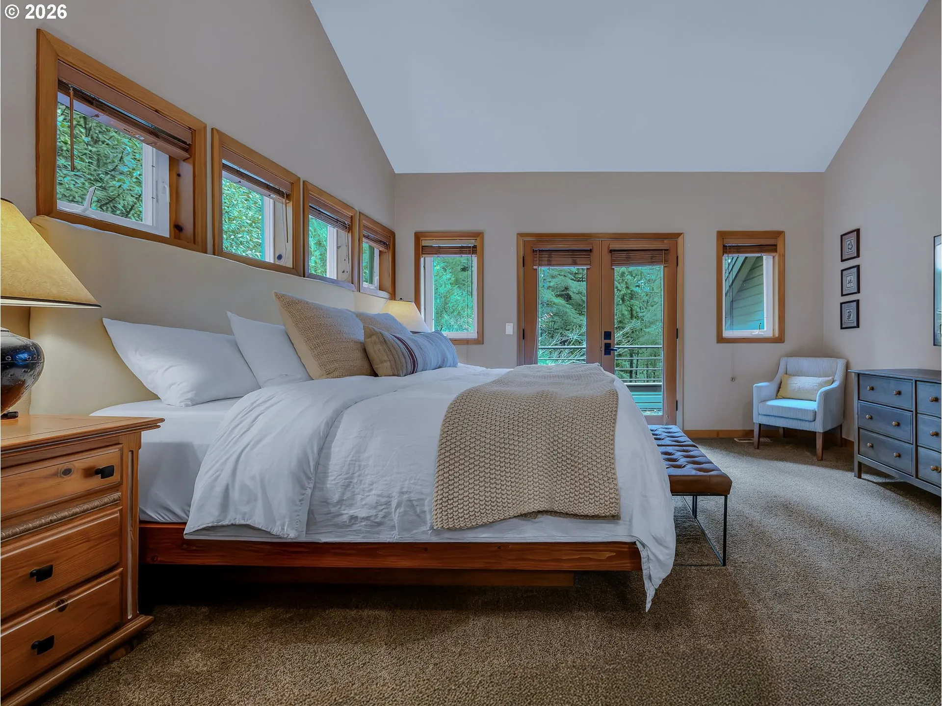 Primary Bedroom-Upper