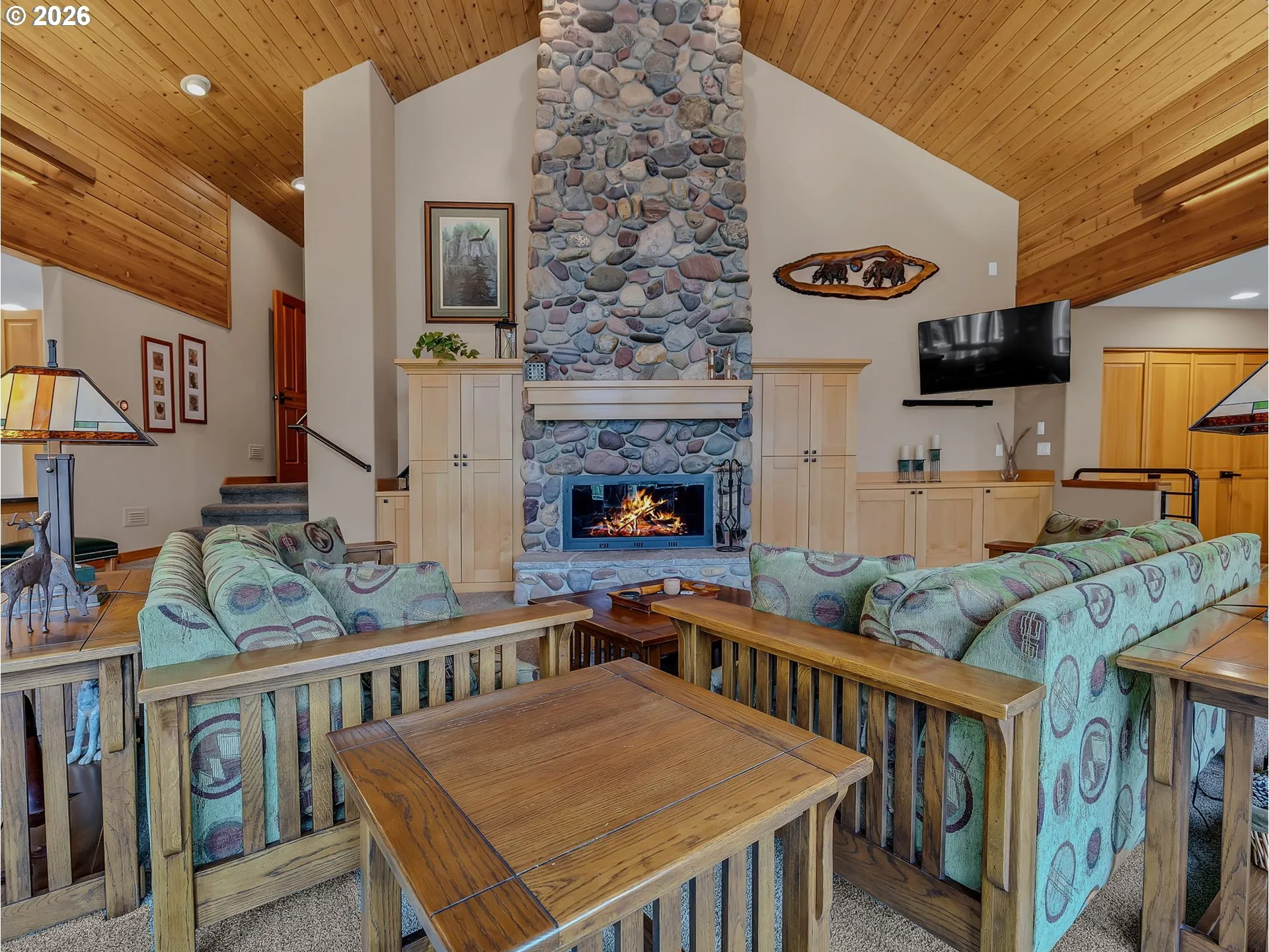 Living Room-Fireplace