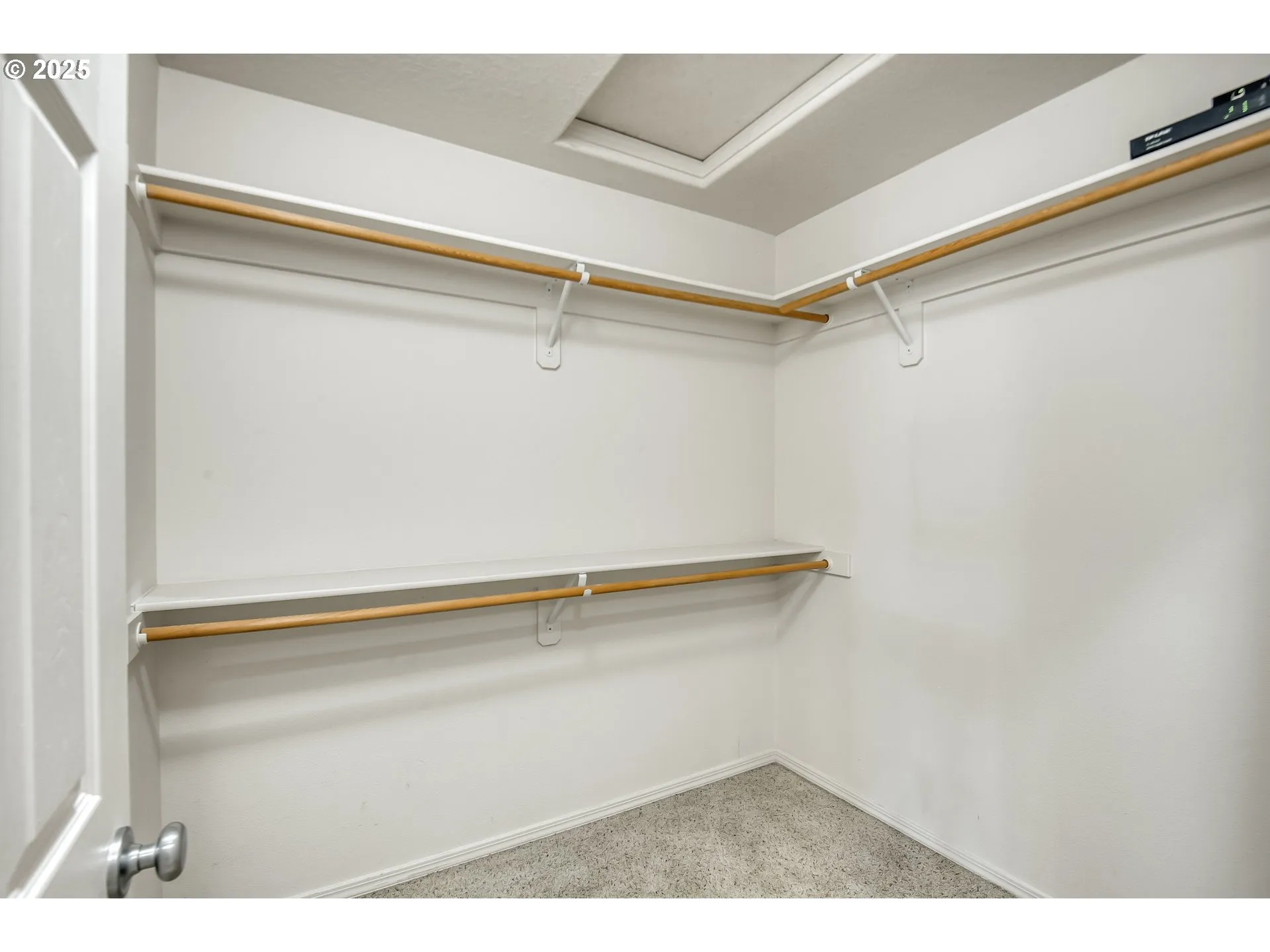 Bedroom, Owner's Suite-Walk-In Closet