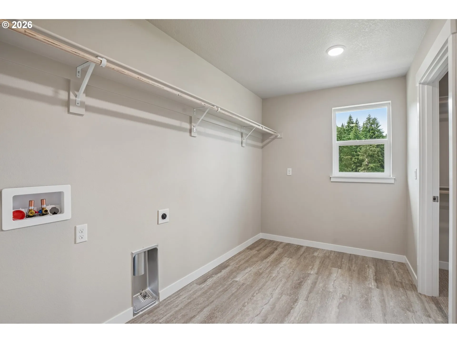Laundry-Upper