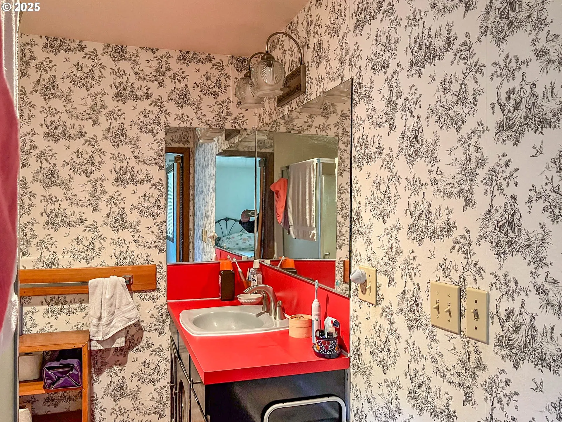 Bathroom, Attached