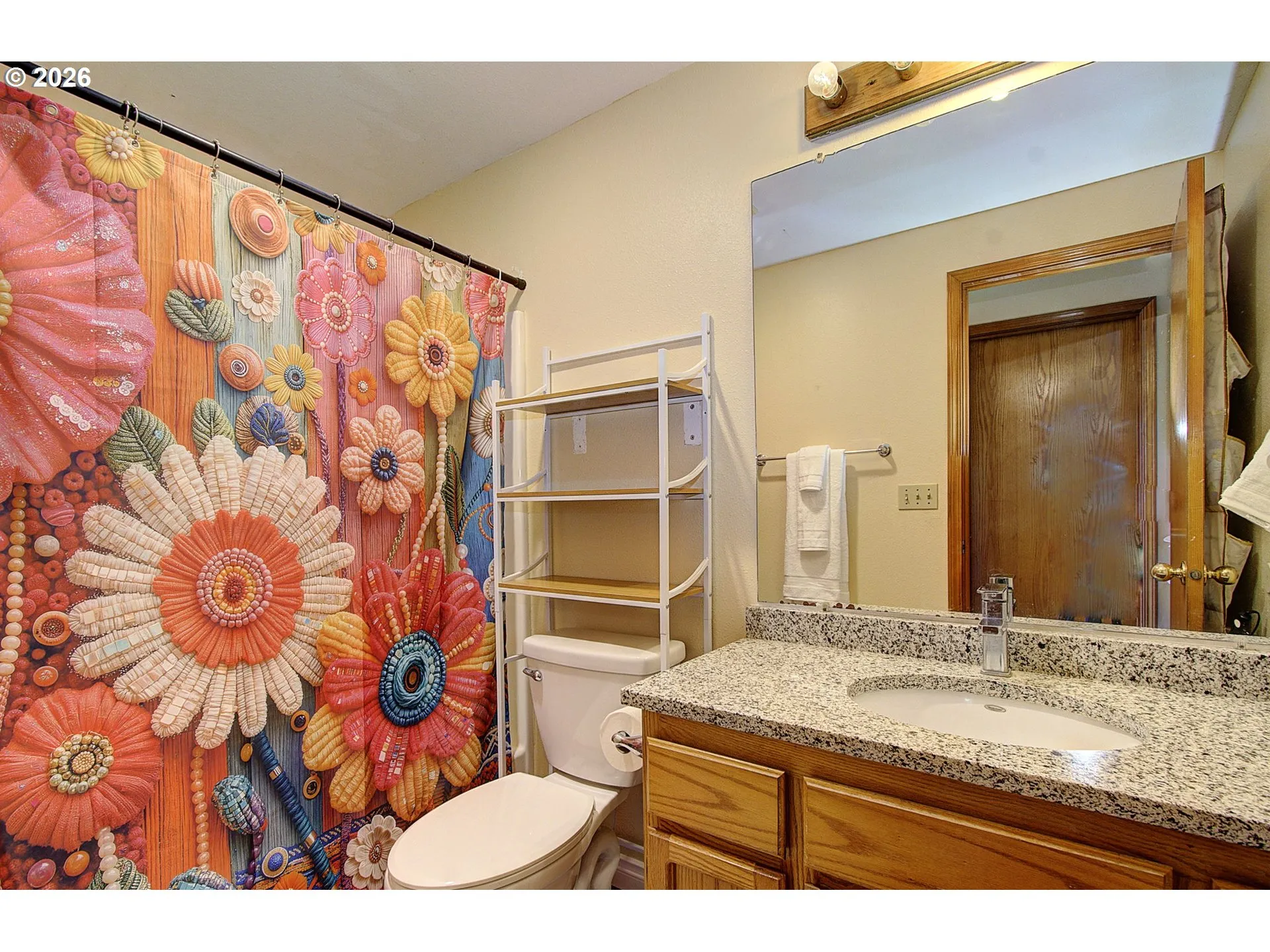 Bathroom-Upper