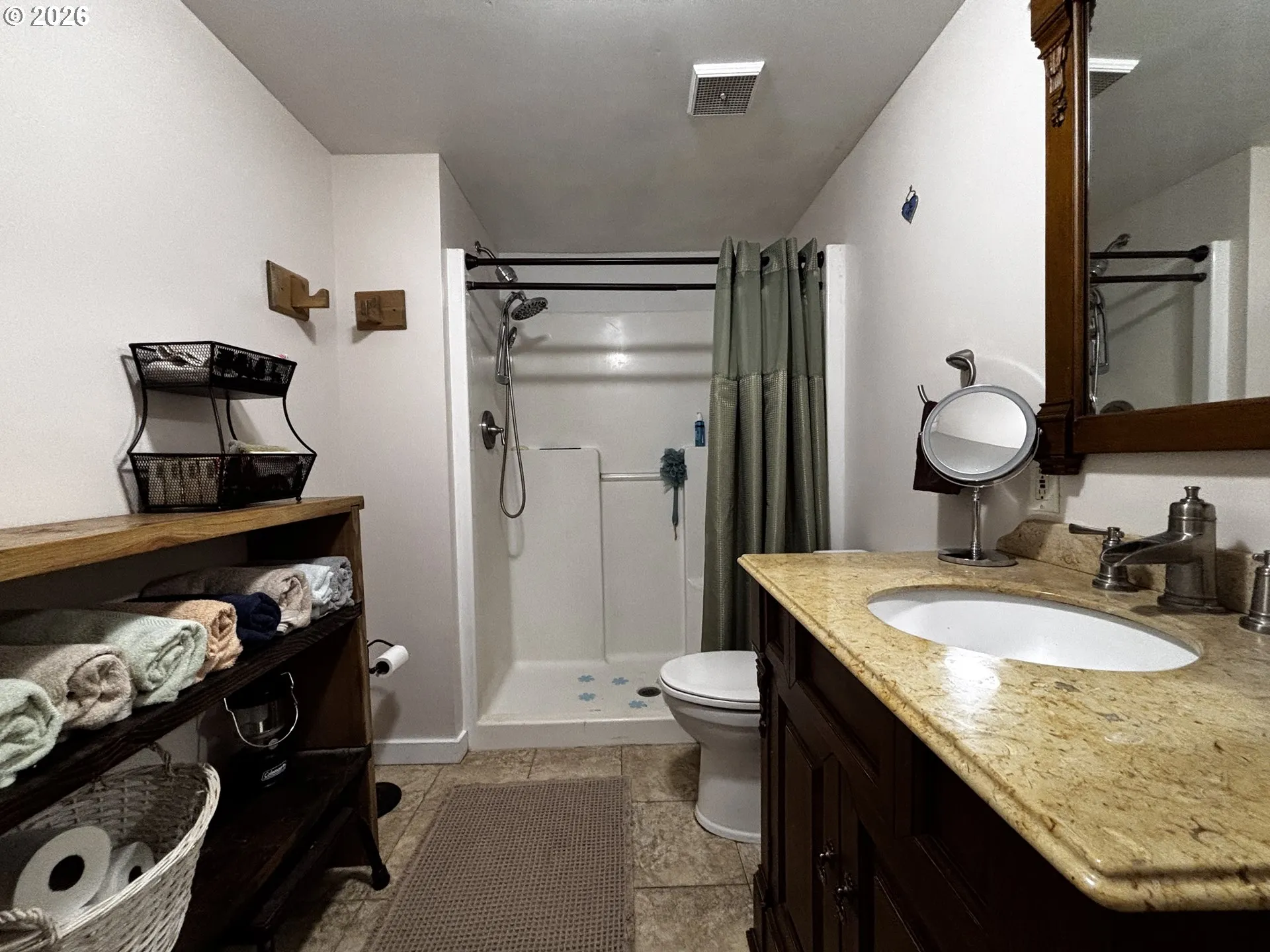 Bathroom-Walk in Shower