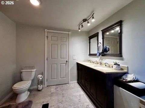 En Suite Bathroom