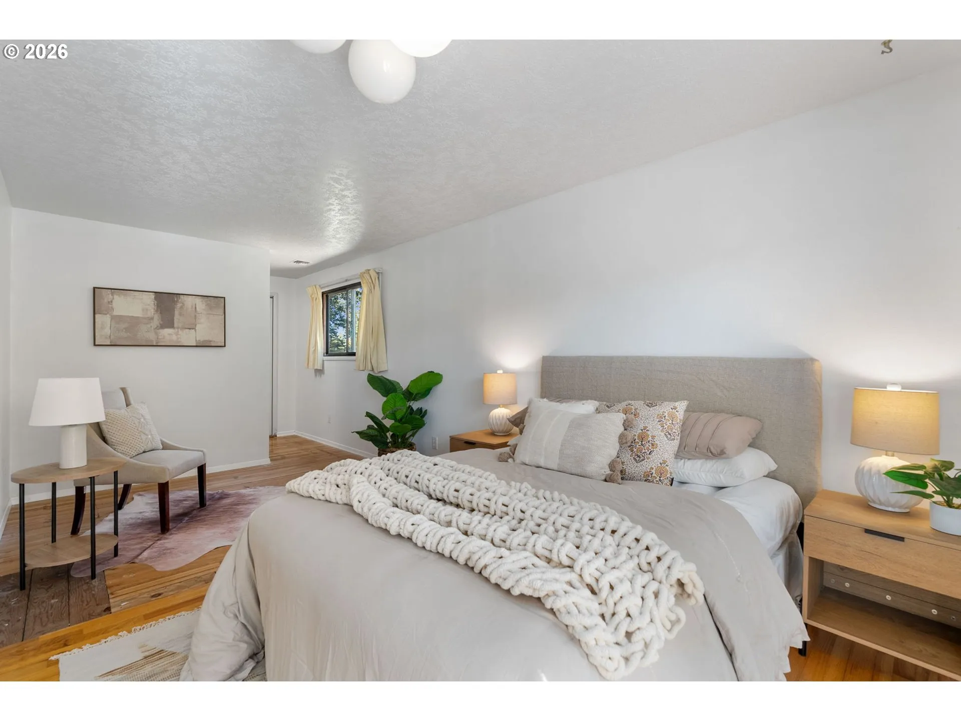 Bedroom, Primary-Main