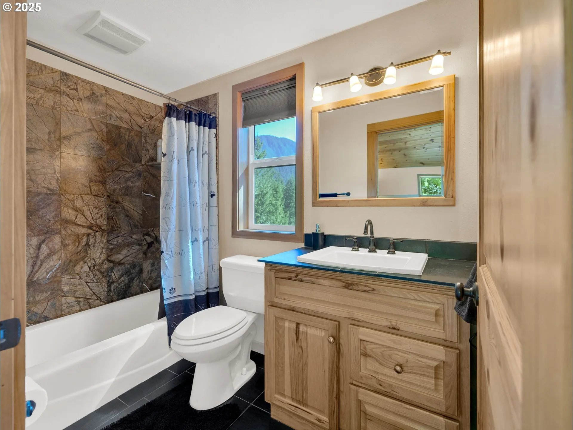 Bathroom, Attached-Upper