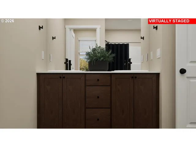 En Suite Bathroom-Upper