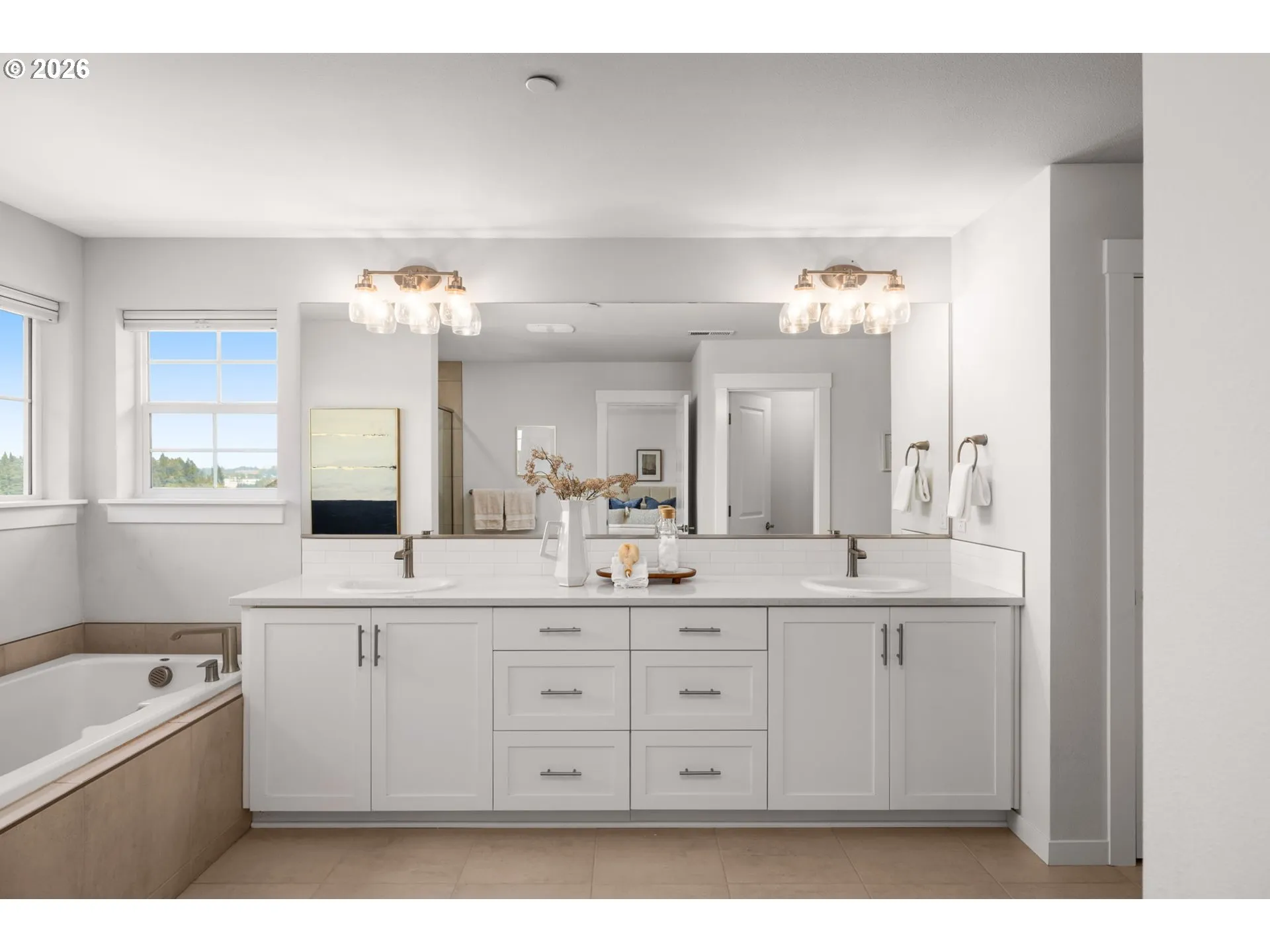 Bathroom, Attached-Upper