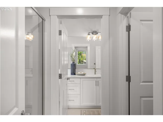 Bathroom, Attached-Main