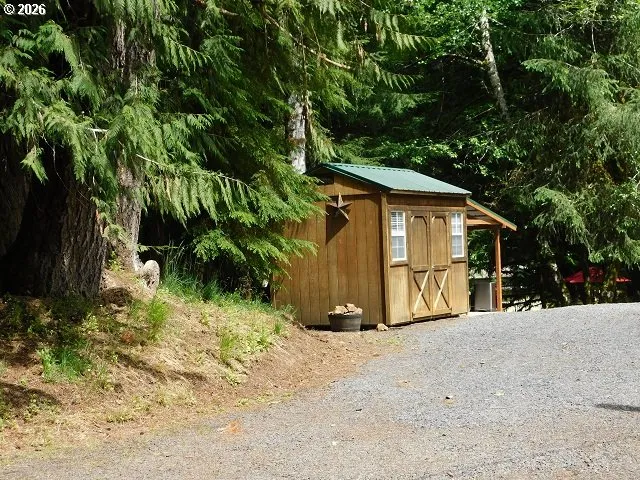 Shed