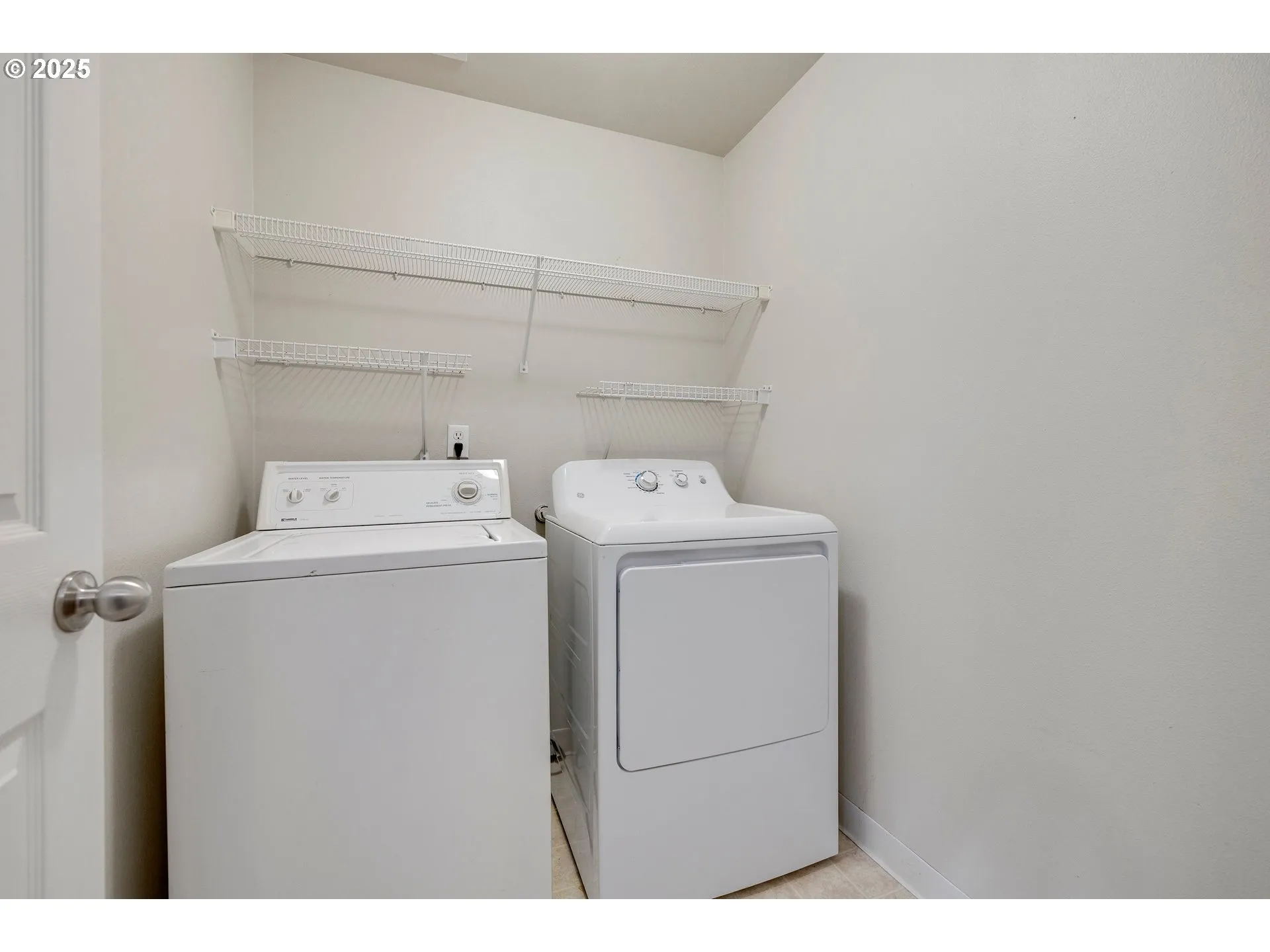 Laundry-Upper