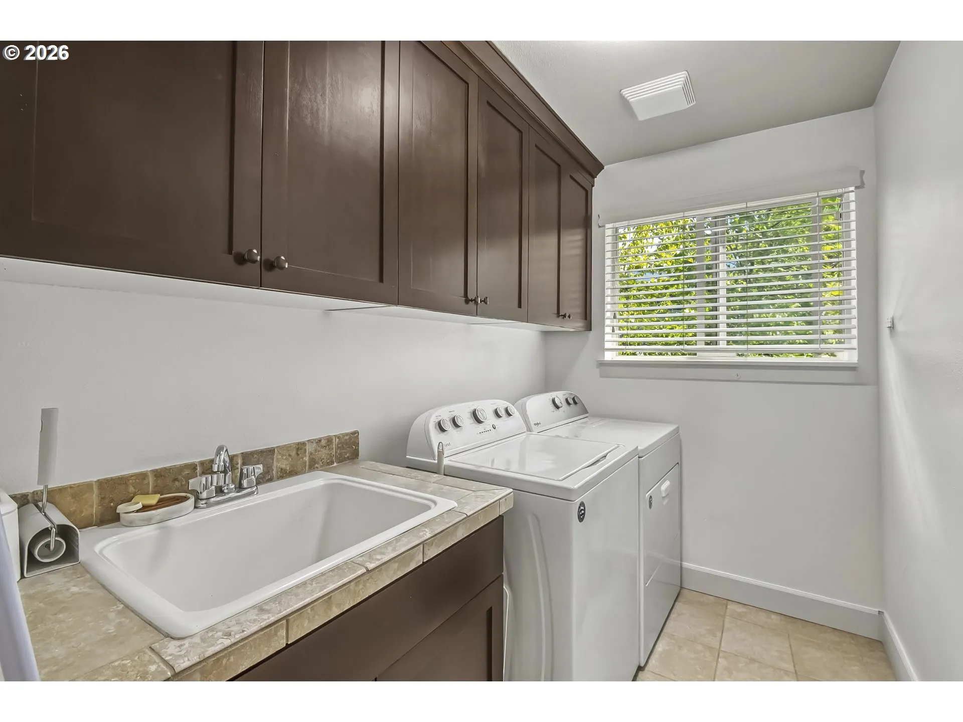 Laundry-Upper