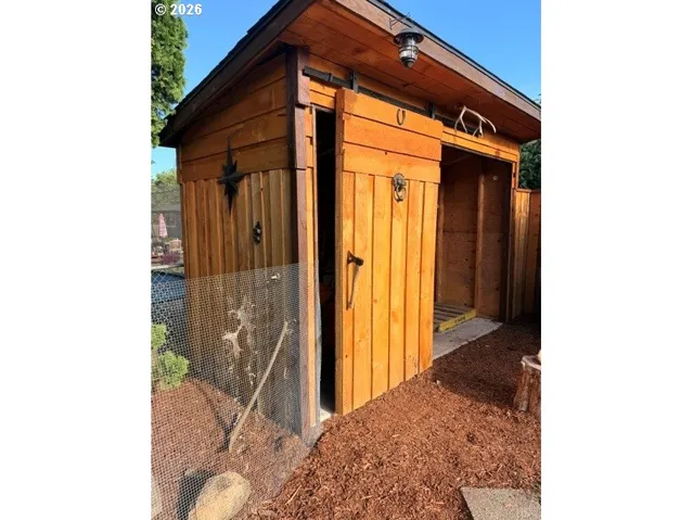 Shed