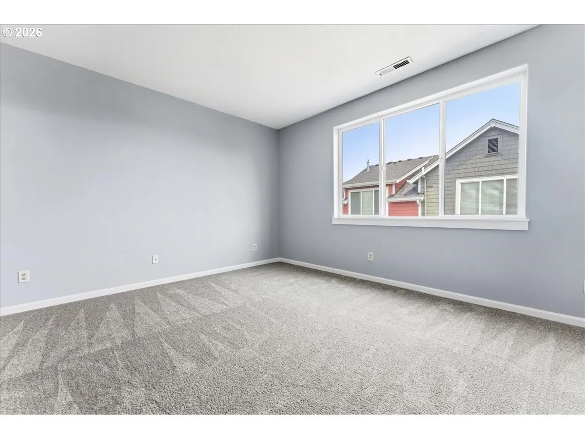 Bedroom, Primary