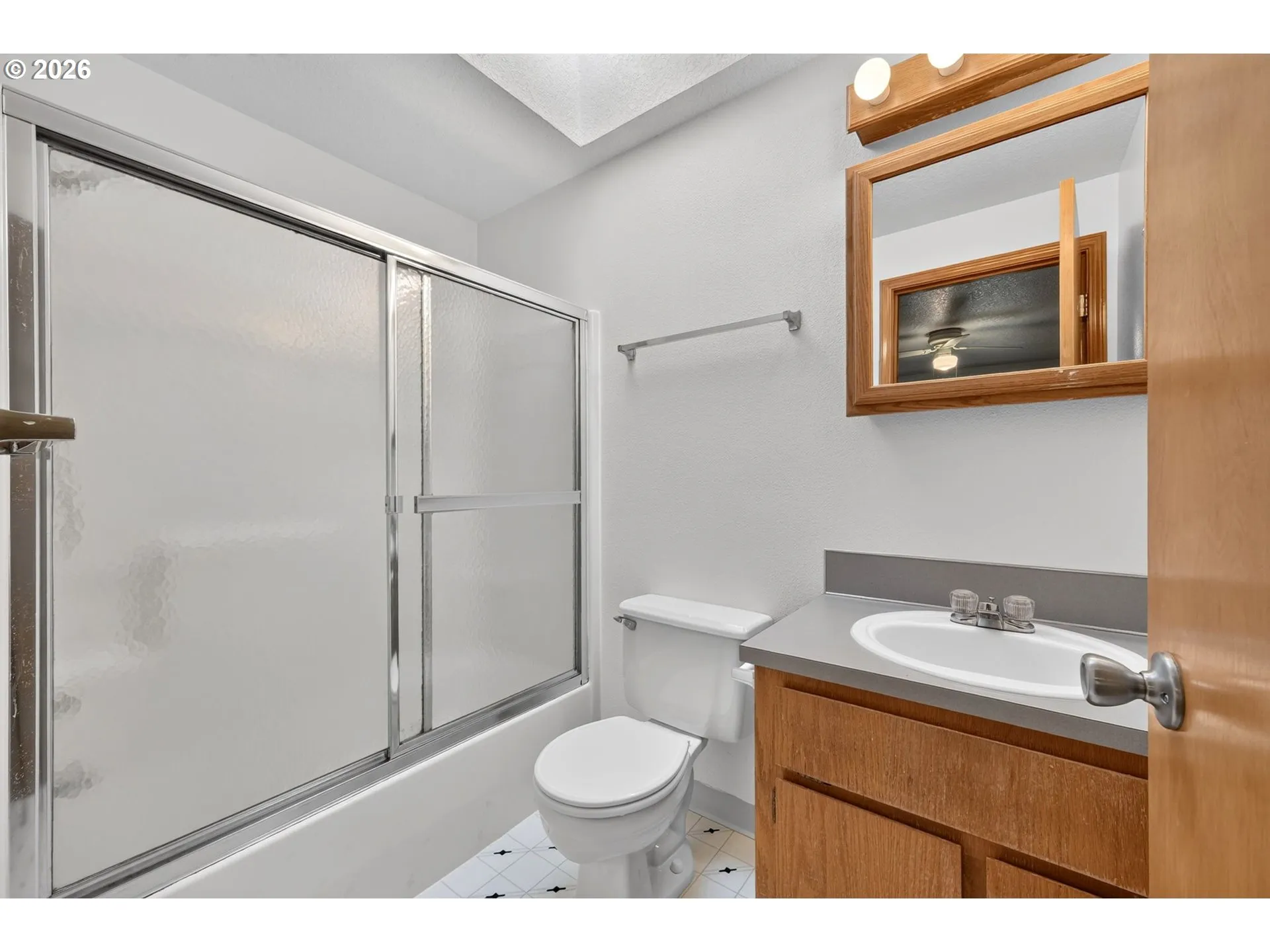 Bathroom, Attached