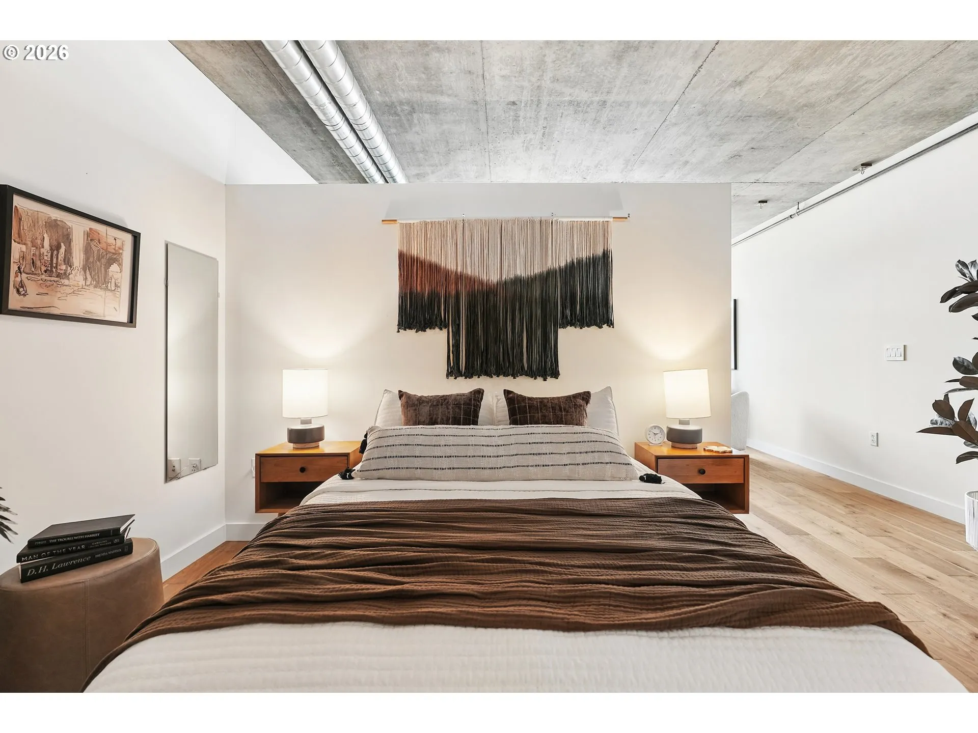 Bedroom, Primary