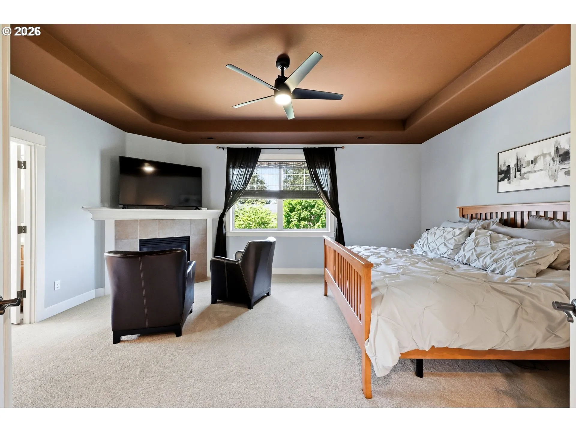 Bedroom, Primary-Ceiling Fan