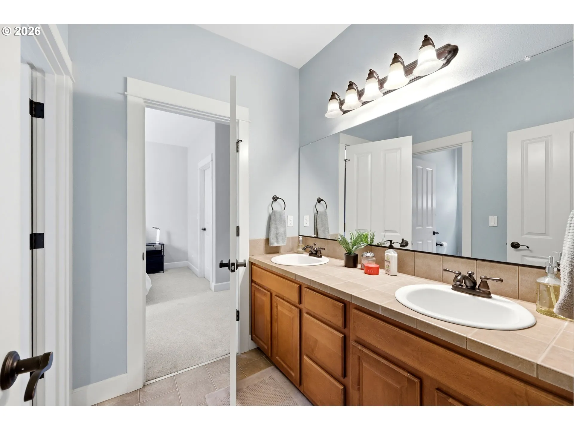 Bathroom-Jack and Jill