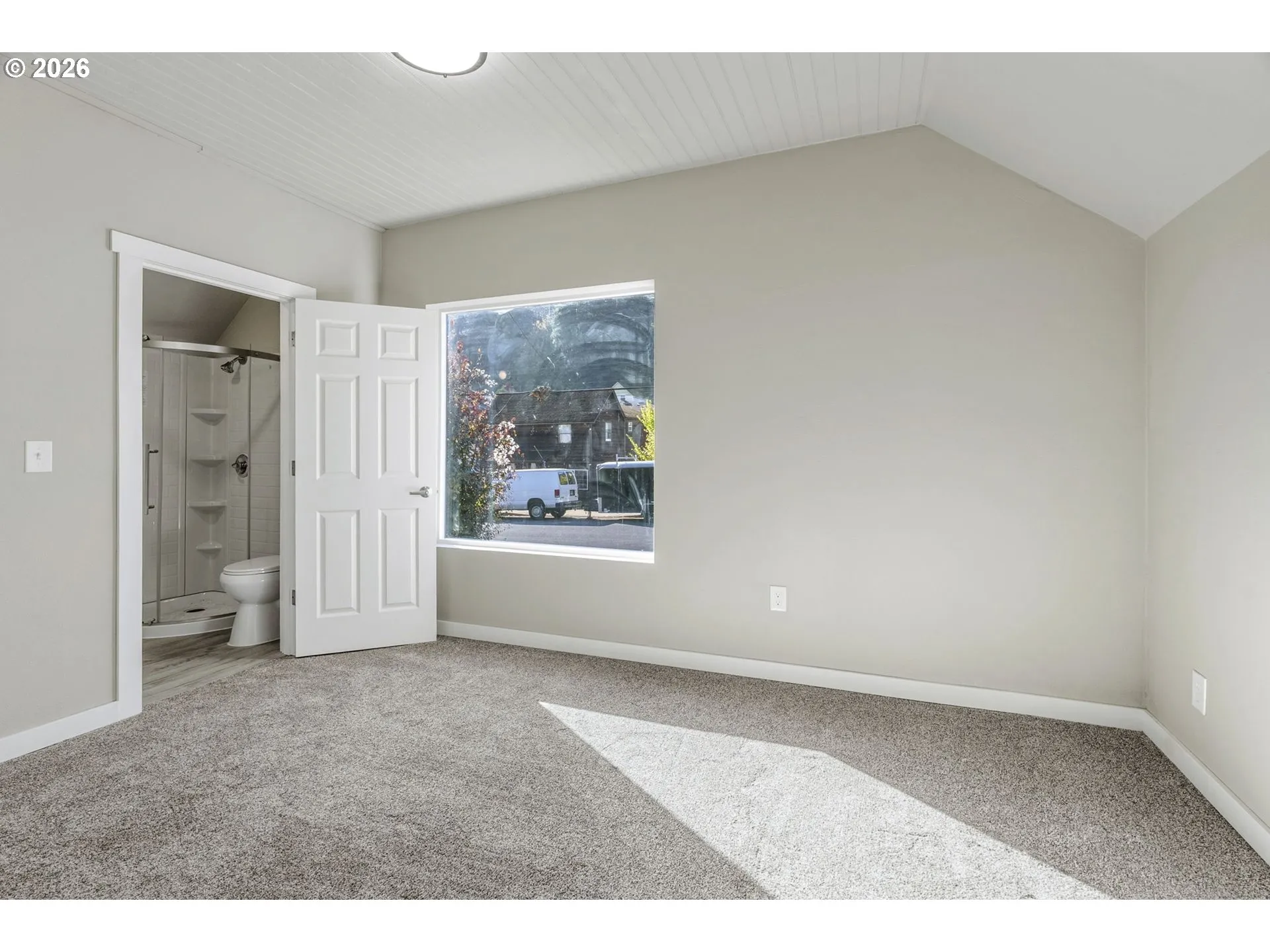 Bedroom, Primary
