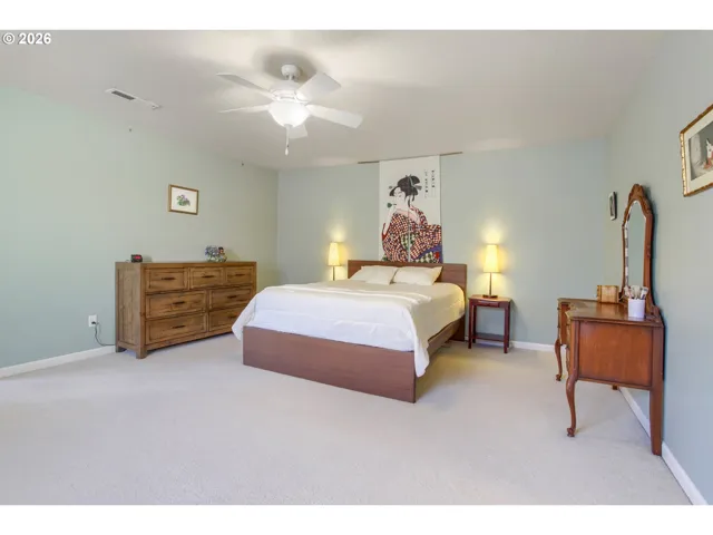 Bedroom, Primary-Upper