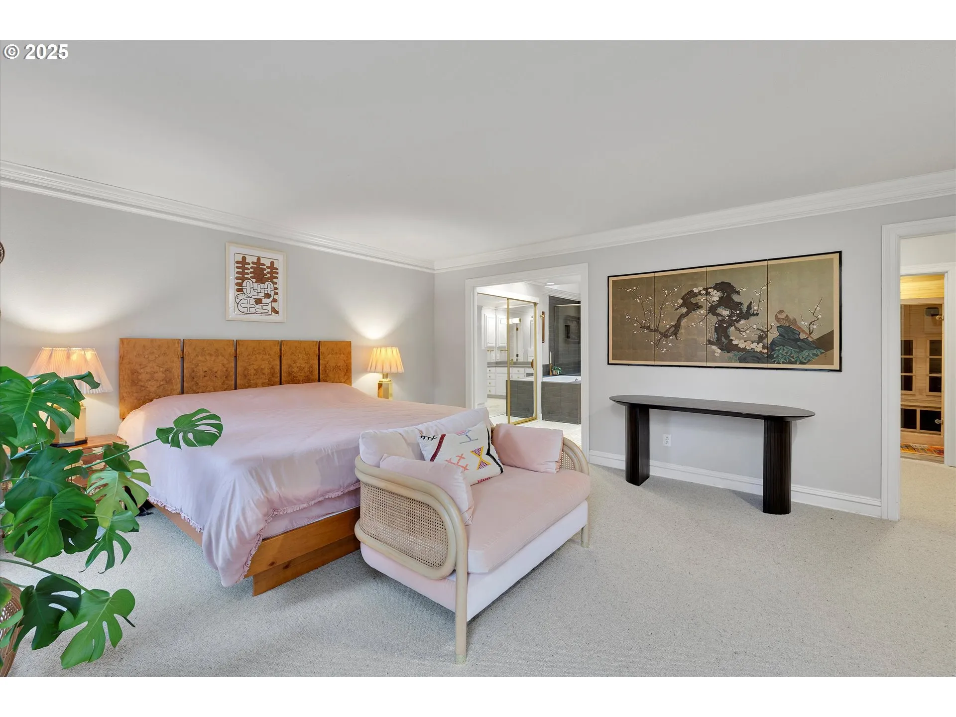 Bedroom, Owner's Suite-Main