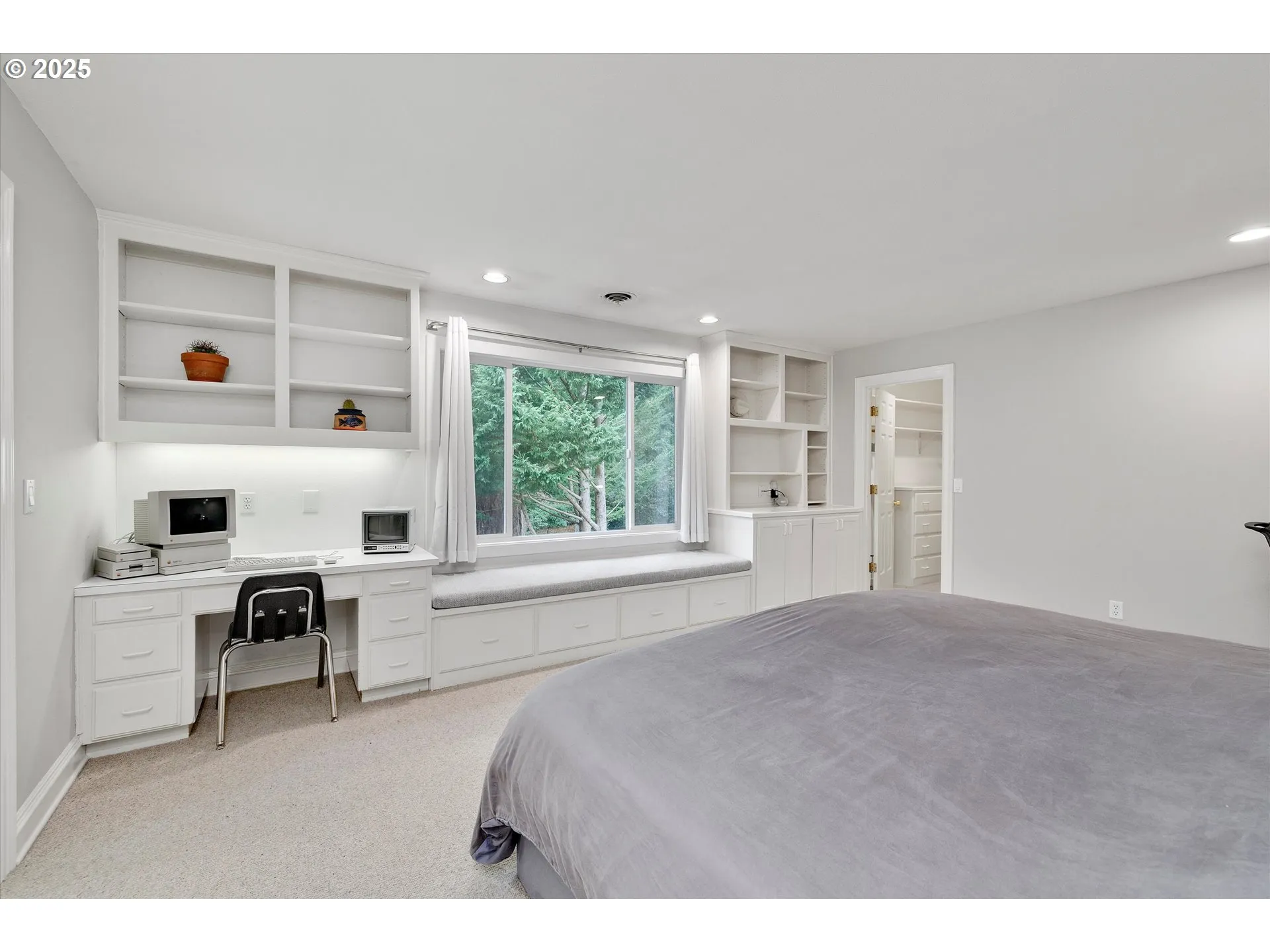 Bedroom, Primary #2-Upper