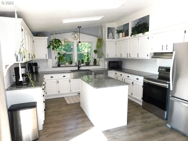 Kitchen-Island