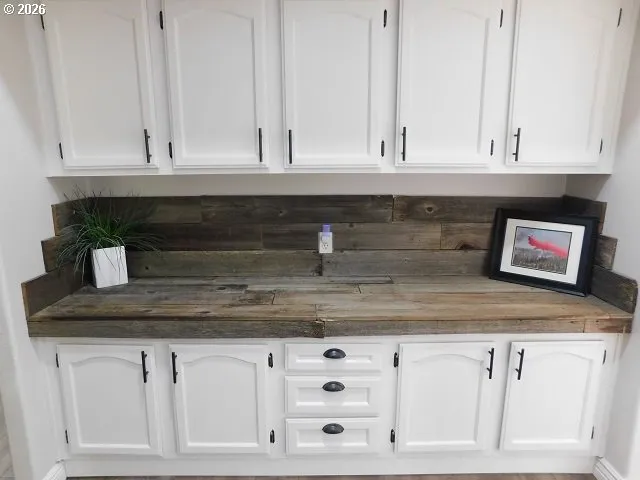 Built-In Cabinets