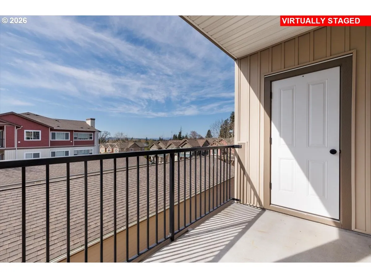 Balcony-SW Facing