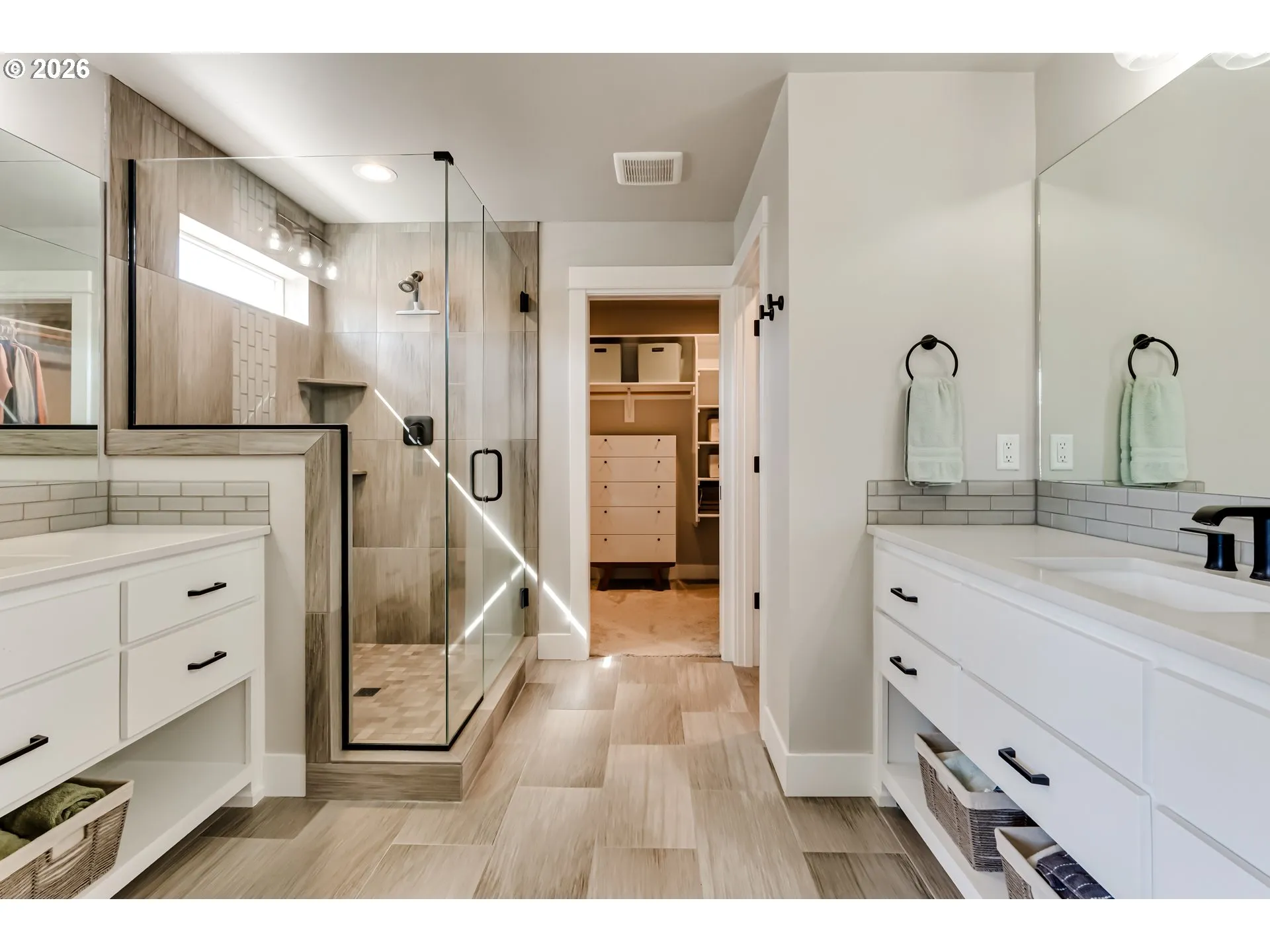 Bathroom, Attached-Walk in Shower