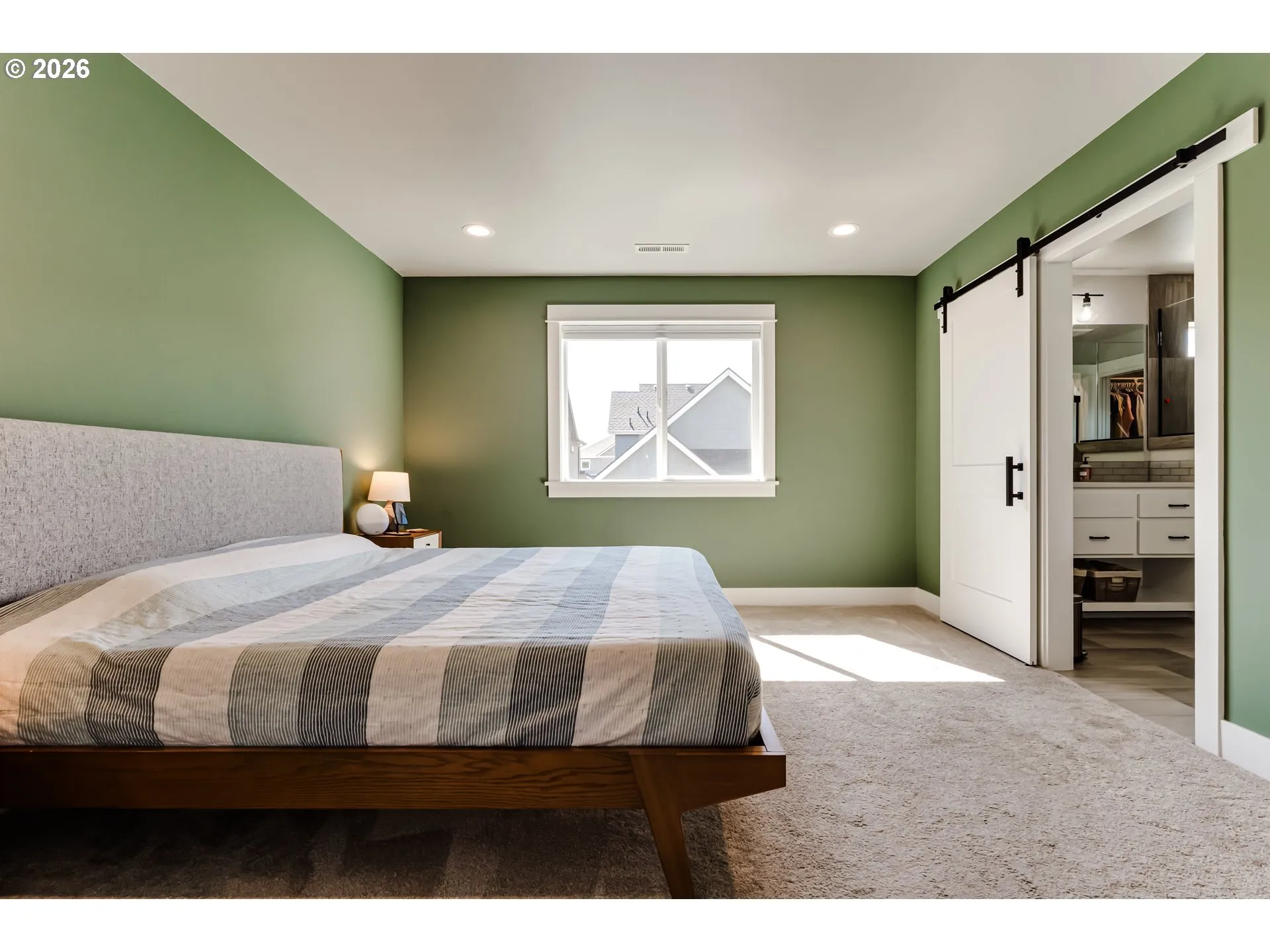 Bedroom, Primary