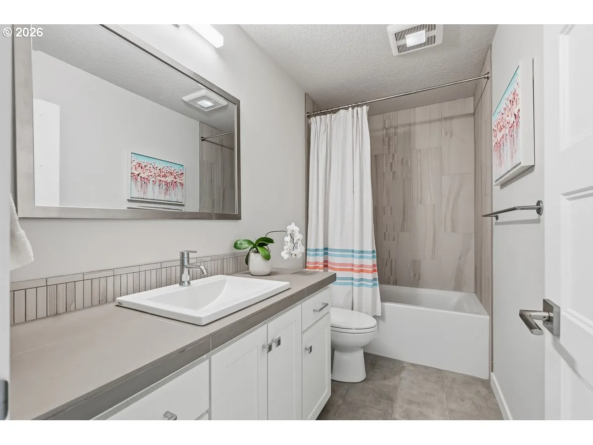 Bathroom-Hall