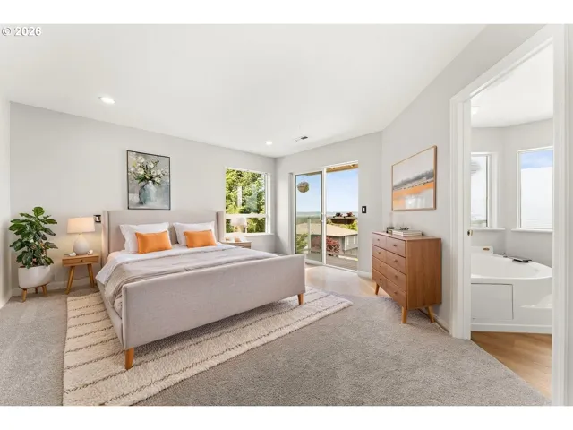 Owner's Suite Bedroom-Upper
