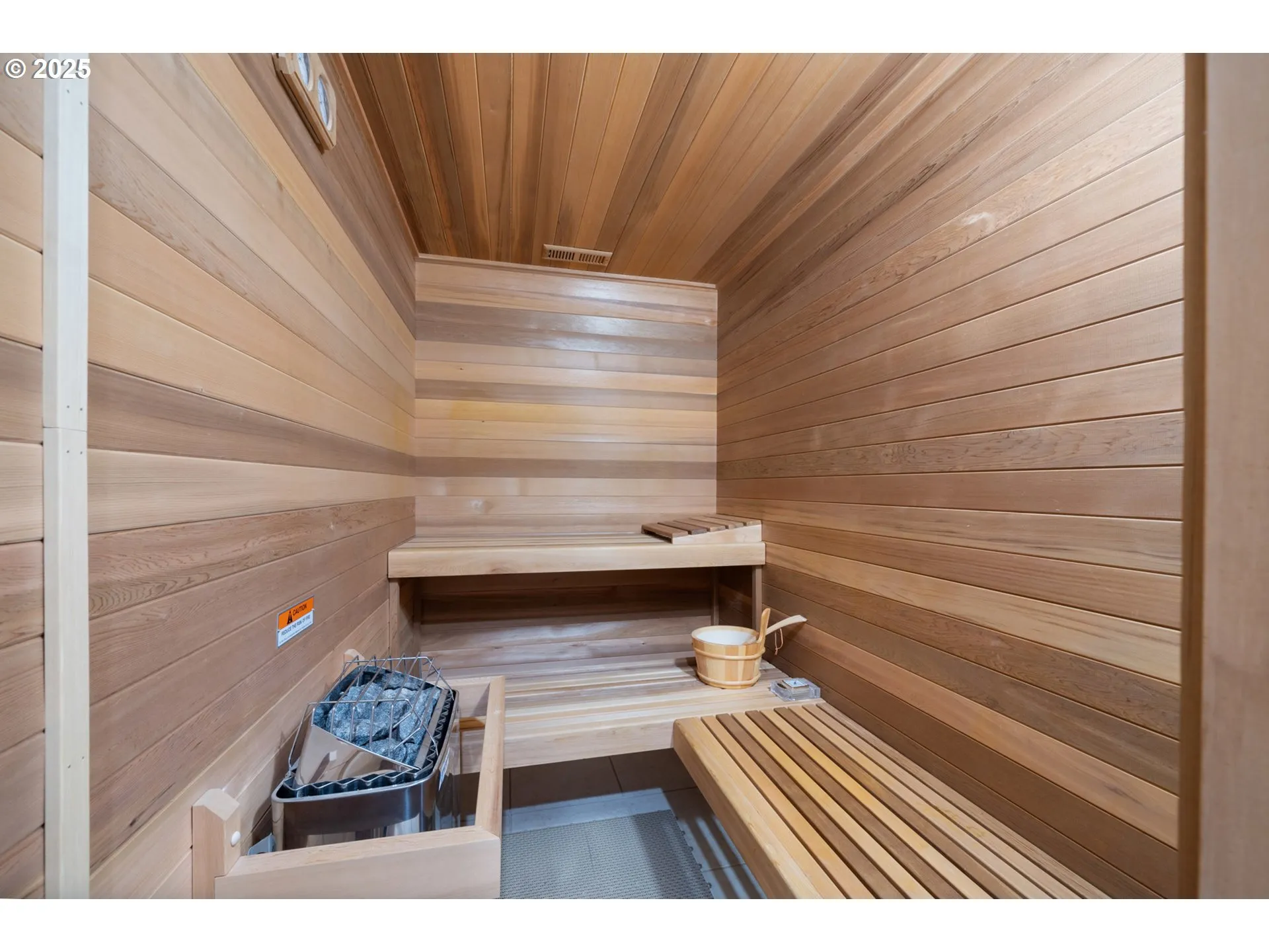 Sauna-Lower