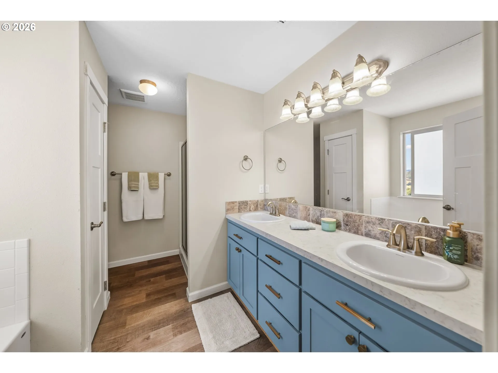 Primary Bedroom-Attached Bathroom