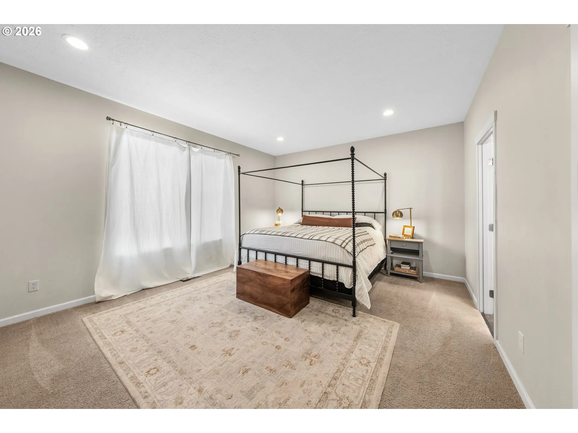 Primary Bedroom-Main