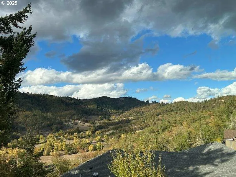 View-NW Facing