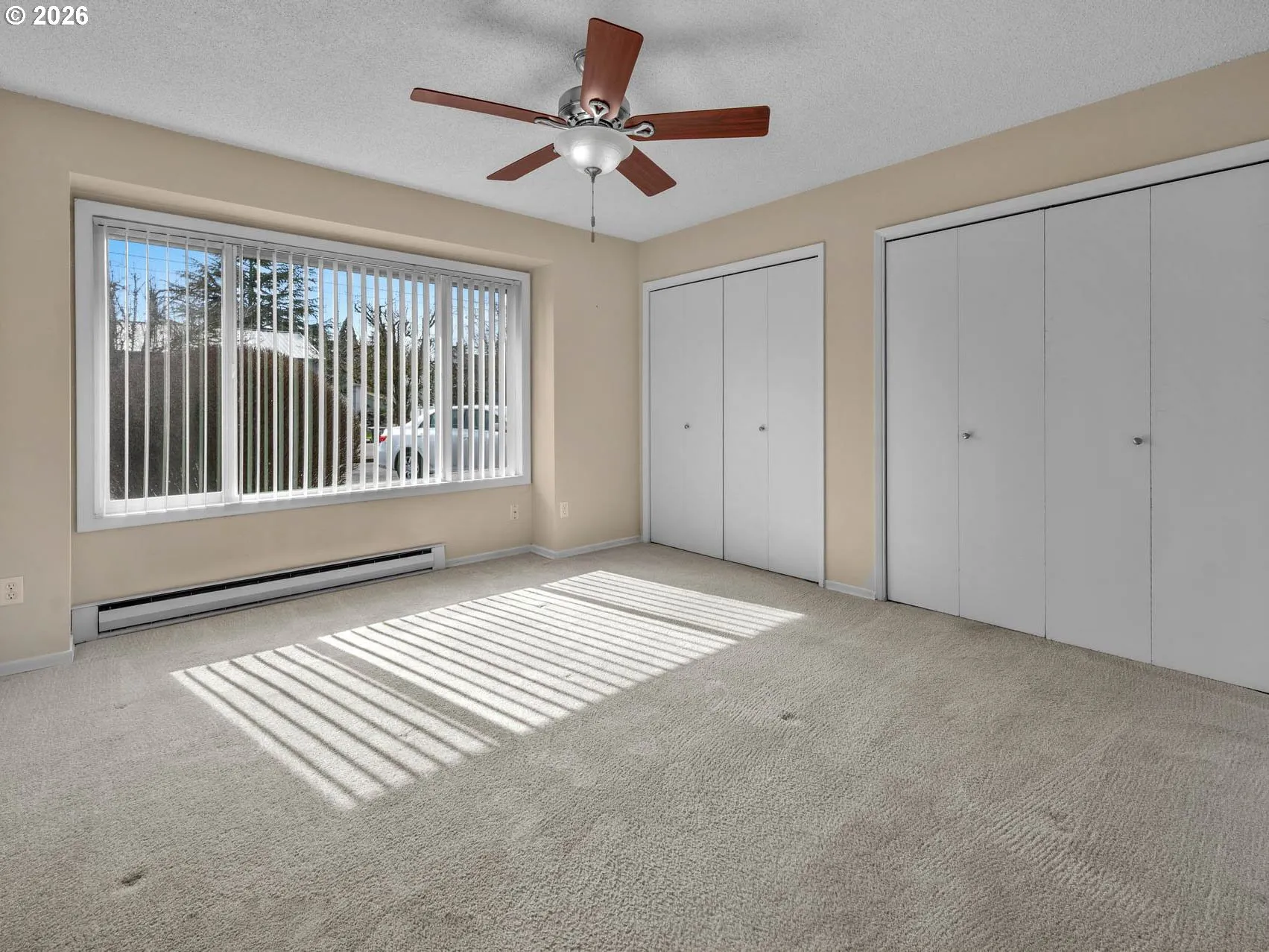 Bedroom, Primary