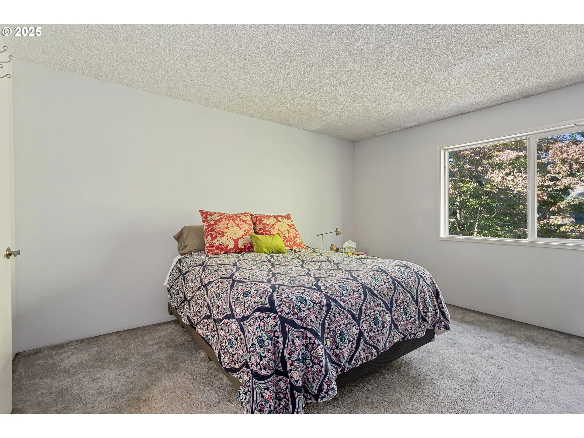 Bedroom, Primary