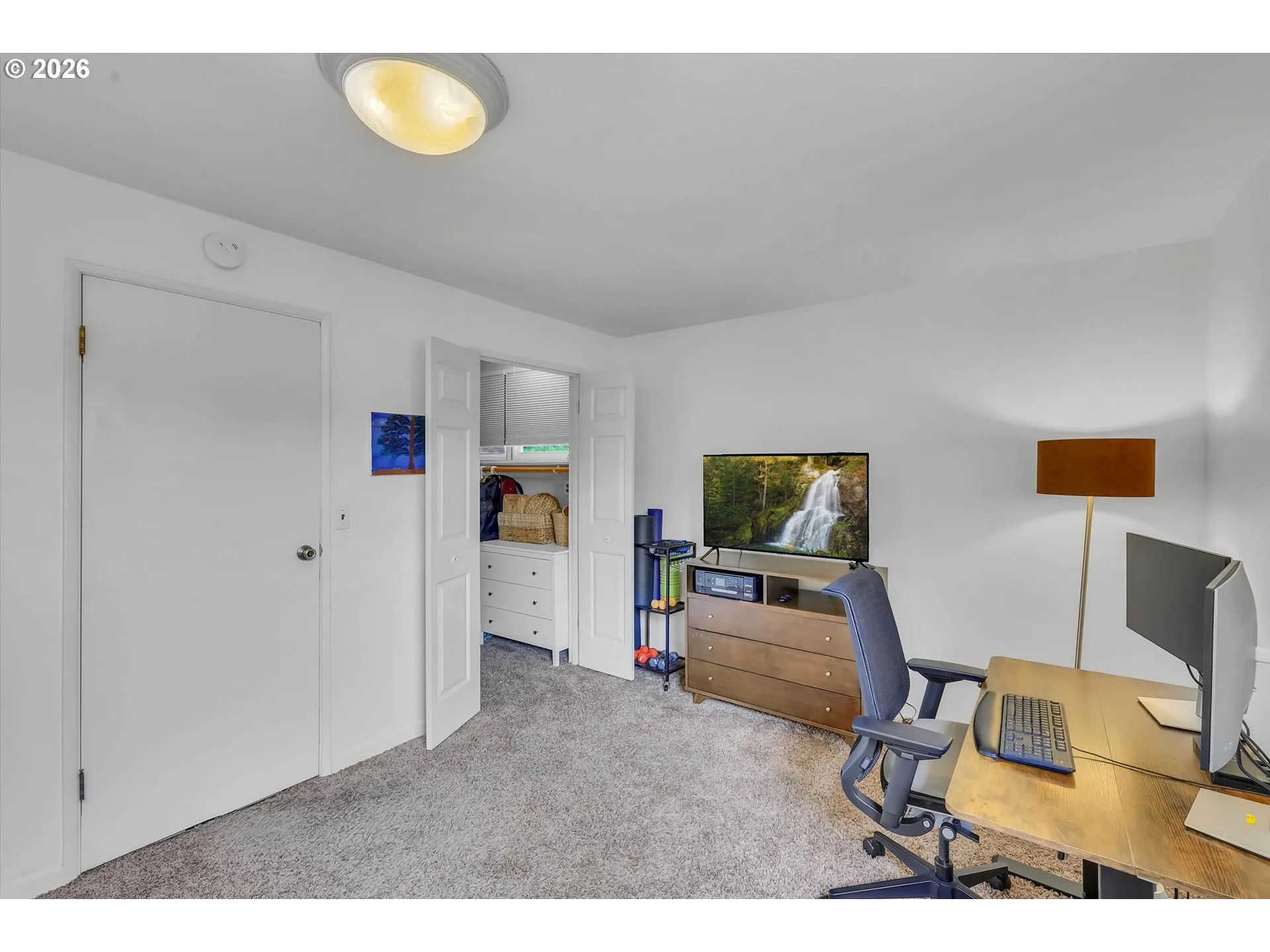 Bedroom-Walk-In Closet