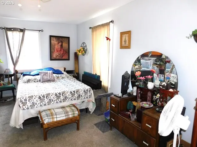 Primary Bedroom-Main