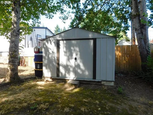 Shed