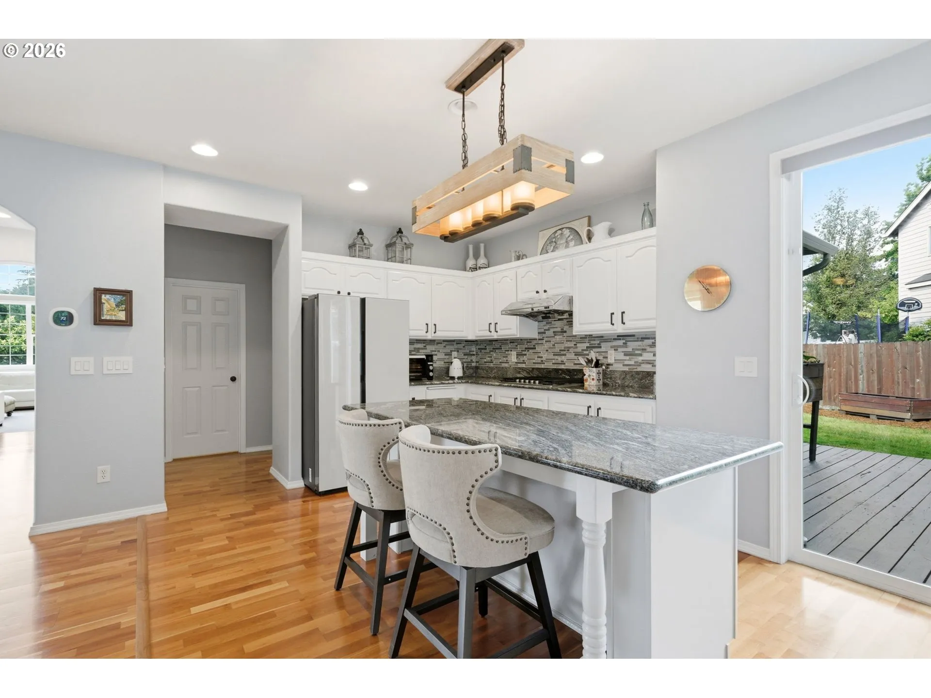 Kitchen-Eating Area
