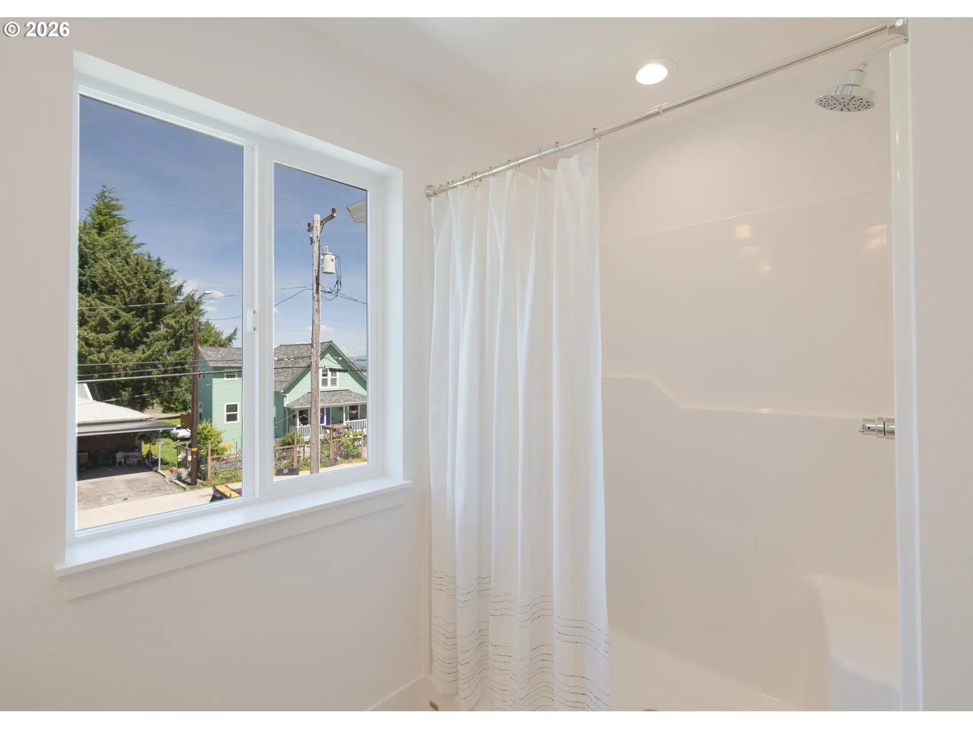 Bathroom, Attached