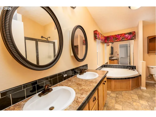 Owner's Suite Bathroom-Walk in Shower