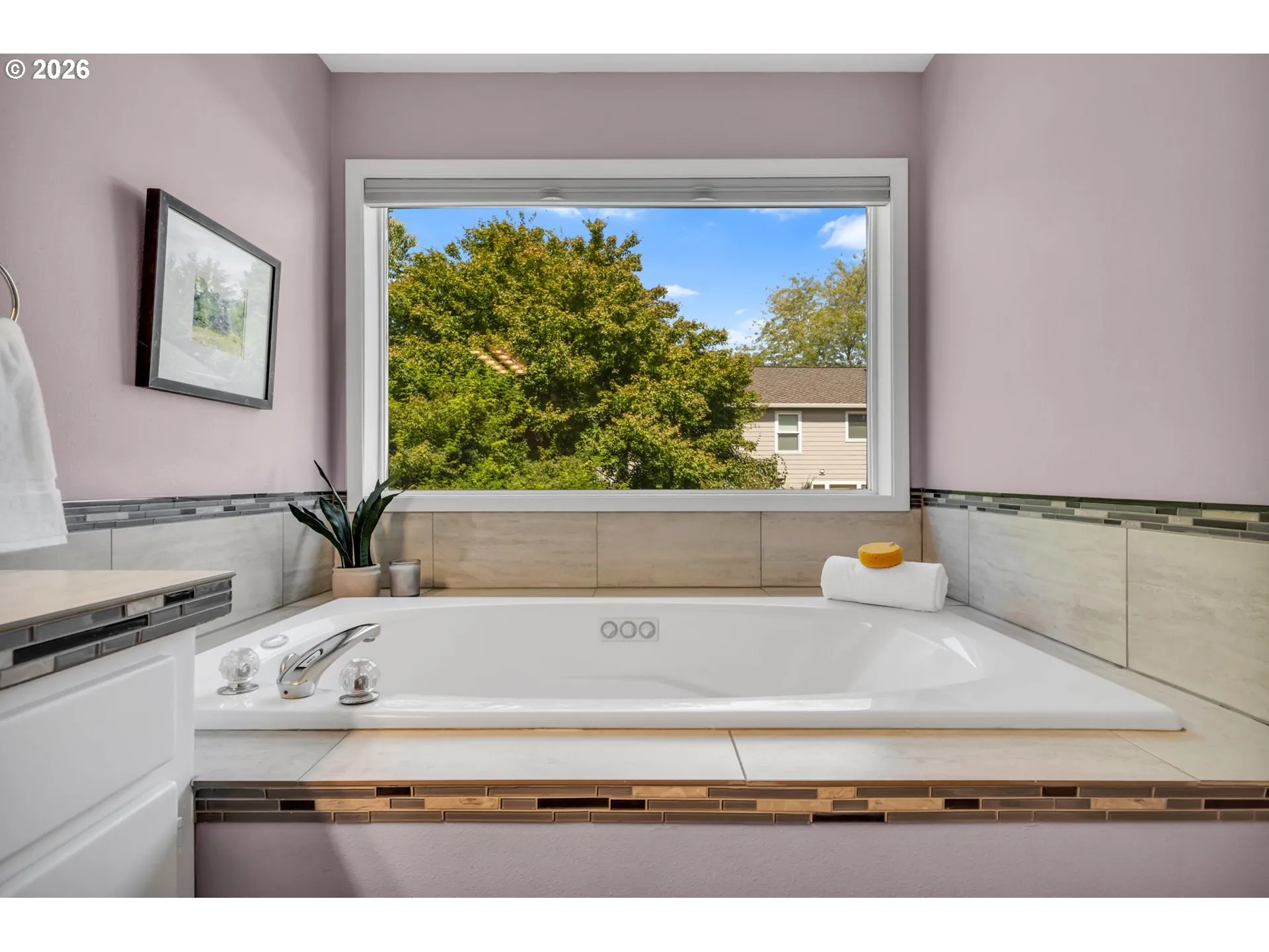Bathroom, Attached-Garden Tub