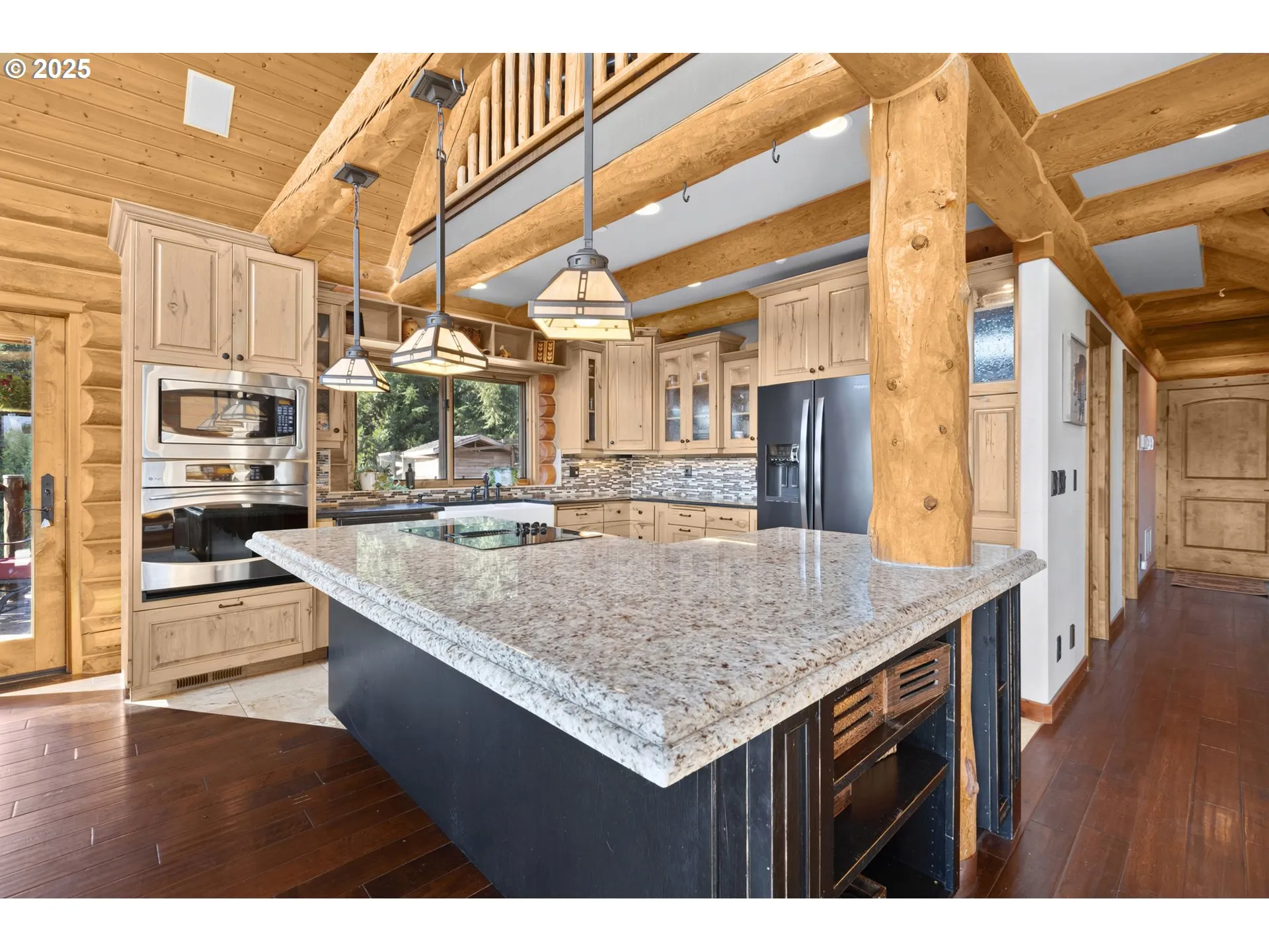 Kitchen-Cooking Island