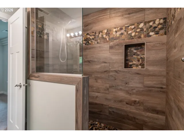 Primary Bedroom-Attached Bathroom